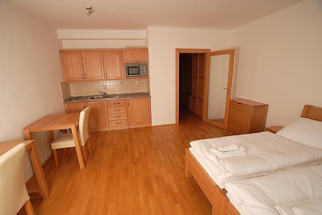 Hotel Rezidence & Wellness Blatov à Prague Chambre photo